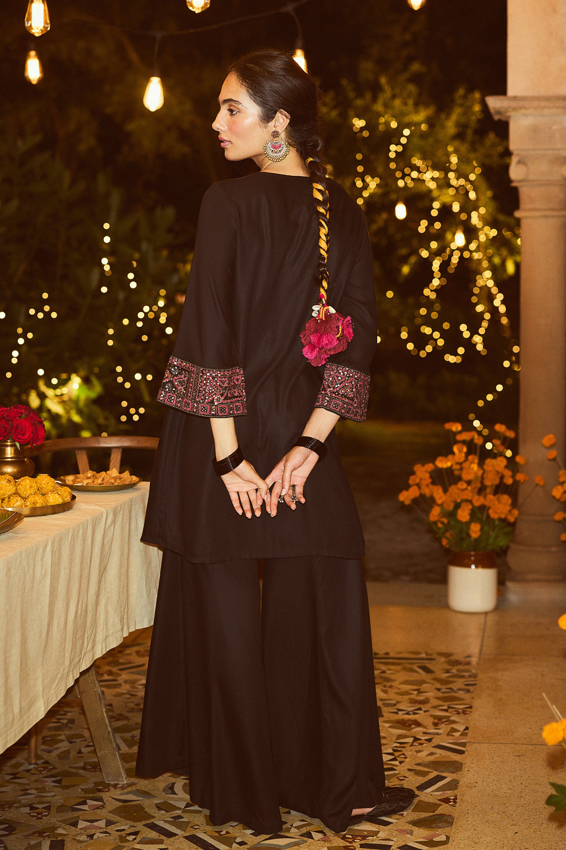 Black Shamiyana Embroidered Kurta Set, Black, image 4